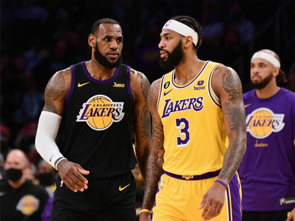 浓眉表态督促佩林卡:詹眉组合全力以赴再夺一冠 浓眉表态督促佩林卡:詹眉组合全力以赴再夺一冠